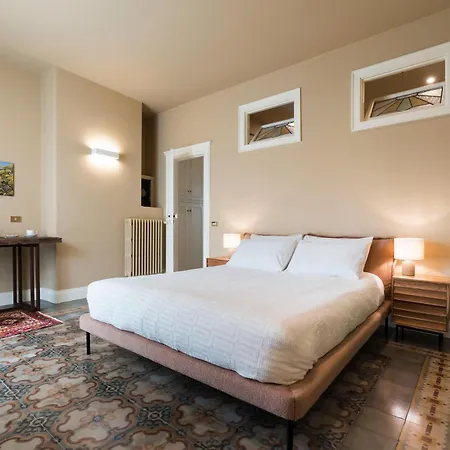 Villa Micanera House *