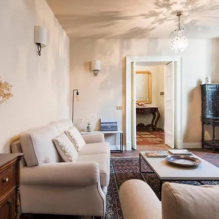 Сasa de vacaciones Micanera House Viagrande